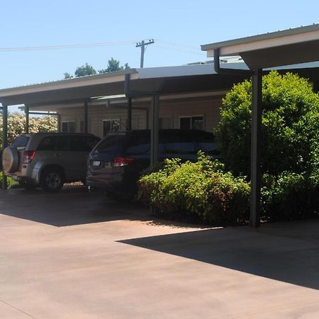 Cobar Central Motor Inn エクステリア 写真