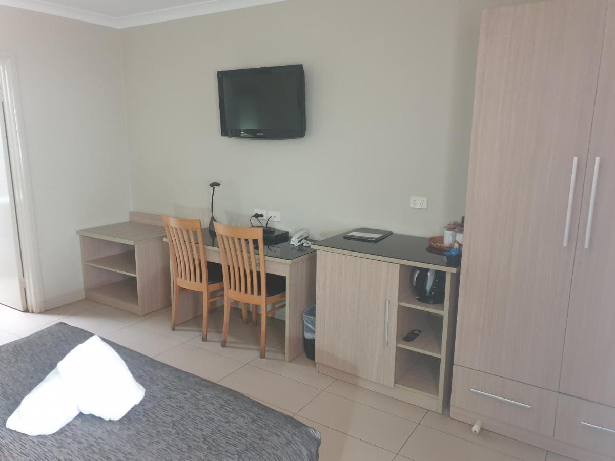 Cobar Central Motor Inn エクステリア 写真