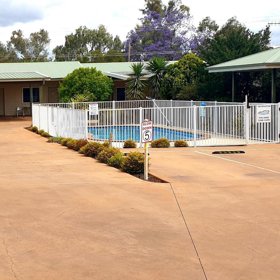 Cobar Central Motor Inn エクステリア 写真