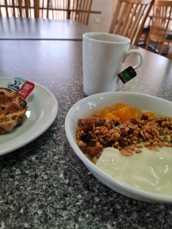 Cobar Central Motor Inn エクステリア 写真